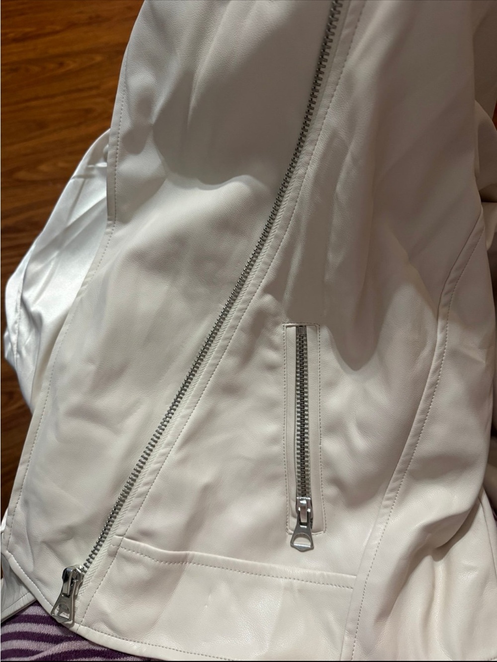 torrid cream faux leather moto jacket with silver hardware NWT - Picture 6 of 7
